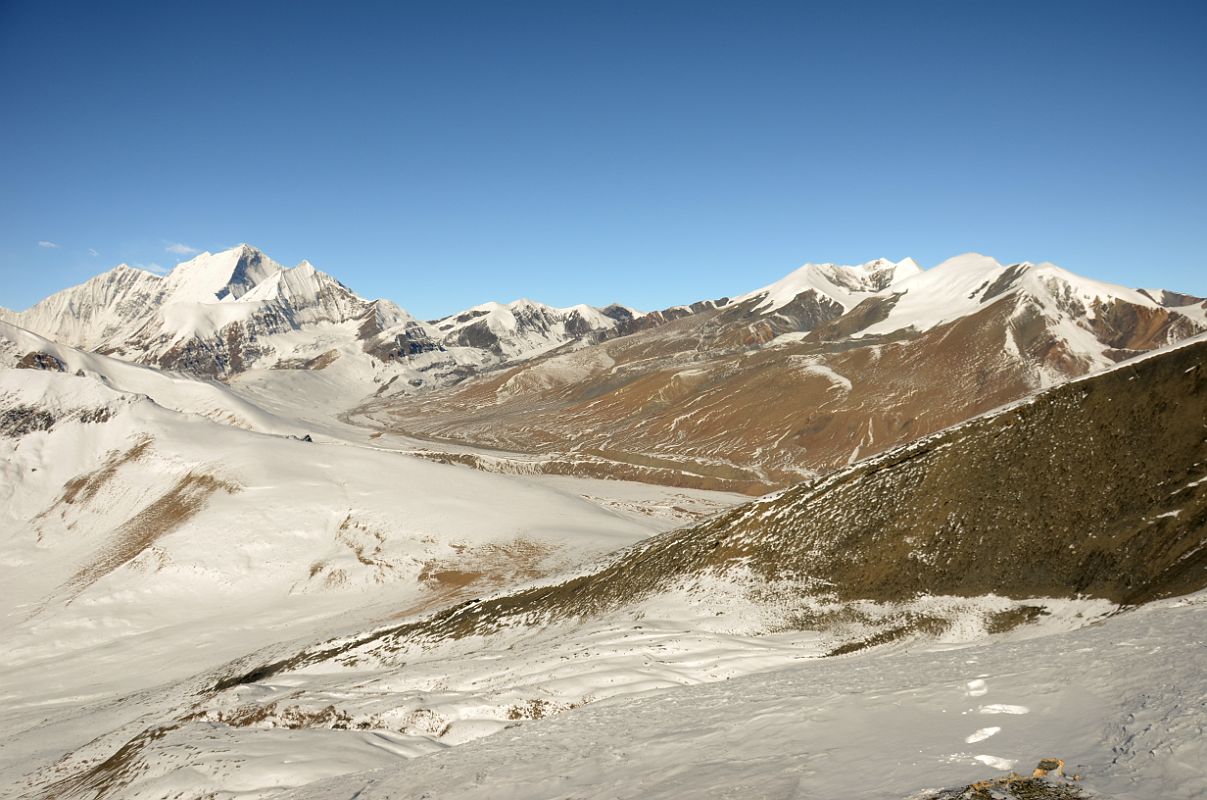 Click to enlarge -
Dhaulagiri V, Dhaulagiri III, Dhaulagiri II, Sita Chuchura, Hidden Valley, Mount Hongde From The Top Of The Ridge Above Kalopani At 5646m Climbing Dhampus Peak
Dhaulagiri V, Dhaulagiri III, Dhaulagiri II, Sita Chuchura, Hidden Valley, Mount Hongde From The Top Of The Ridge Above Kalopani At 5646m Climbing Dhampus Peak